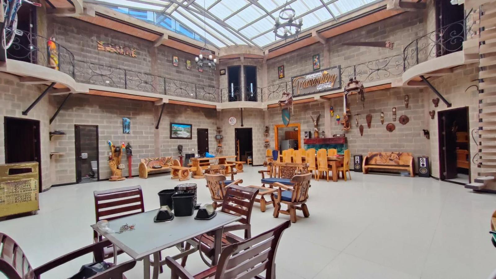 Hotel Castillo Roma Моникира Екстериор снимка